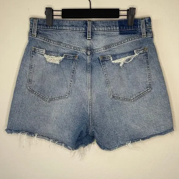 Abercrombie & Fitch Curve Love High Rise 4” Shorts Cutoff Denim - Size 31/12 - Picture 2 of 3